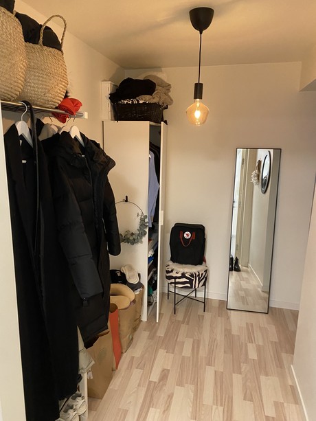 1 rok, Östra storgatan