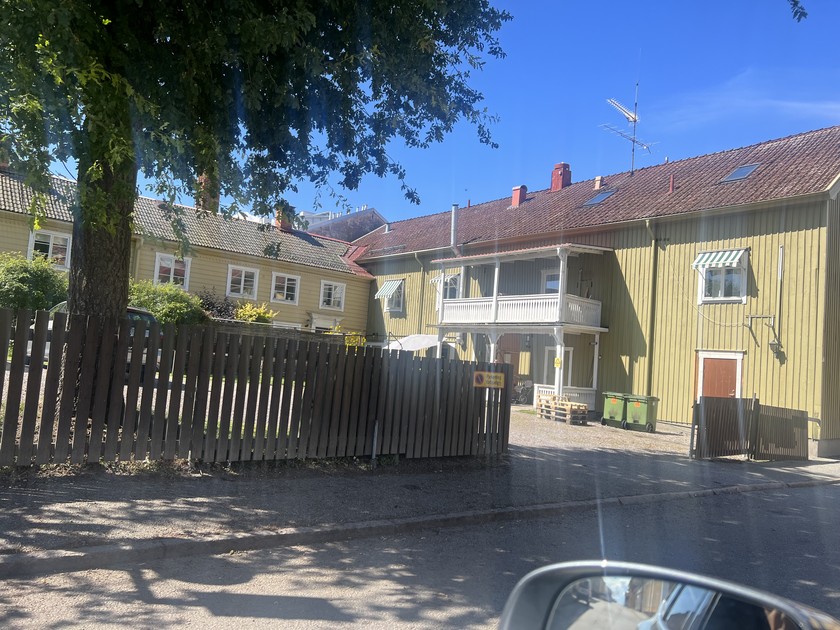 2 rok, Stora Bergsgatan