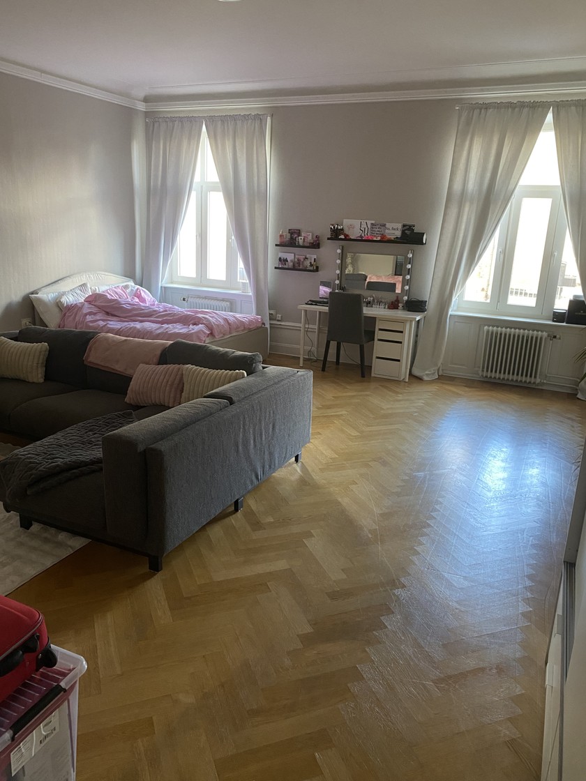 1 rok, Östra storgatan