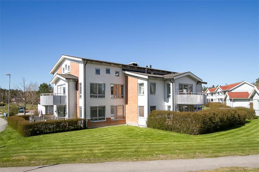 Berglundavägen 2