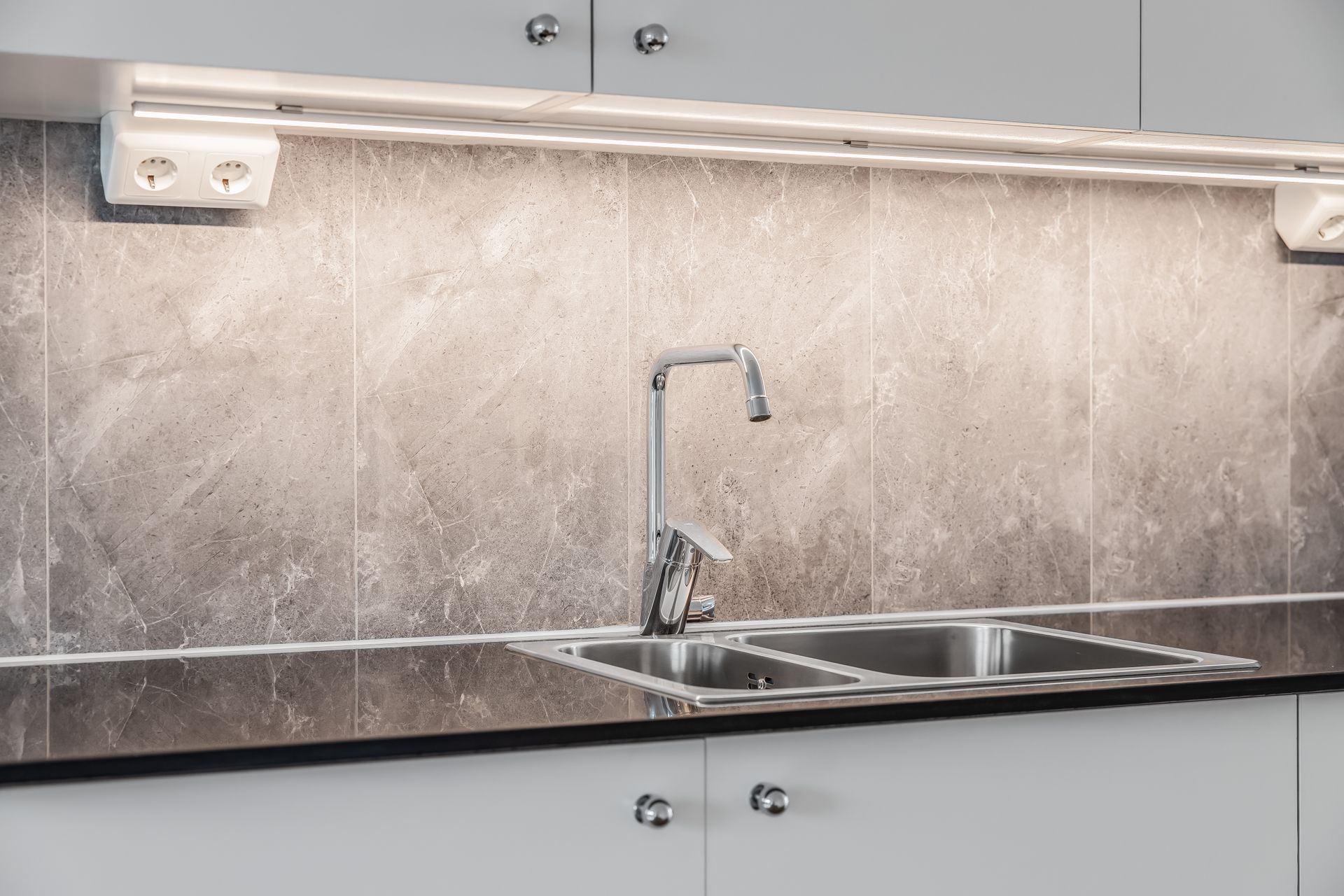 2 rum och kök, Sollentuna — 9 830 kr/mån — bild 3