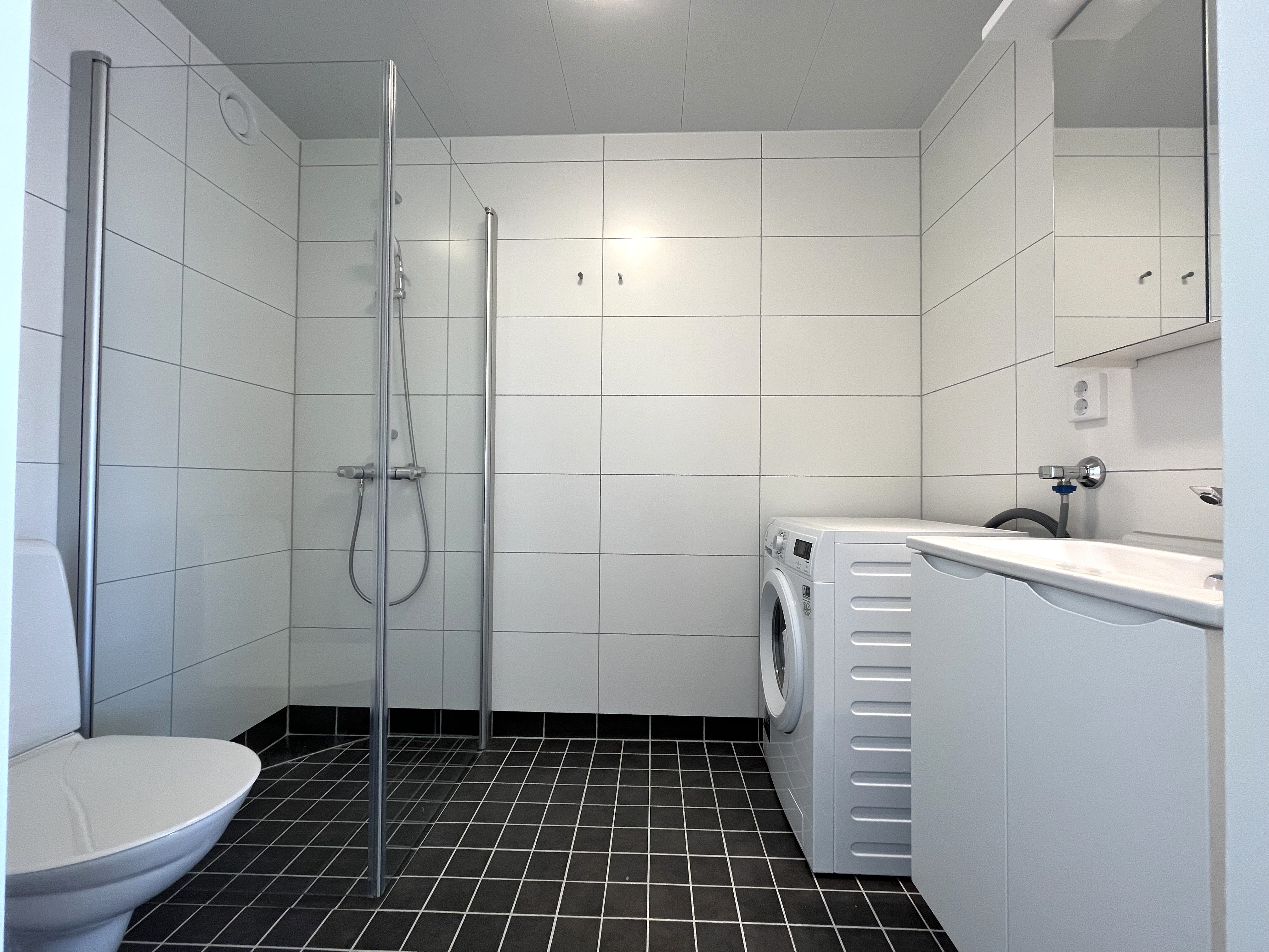 1 rum och kök, Sollentuna — 7 647 kr/mån — bild 2