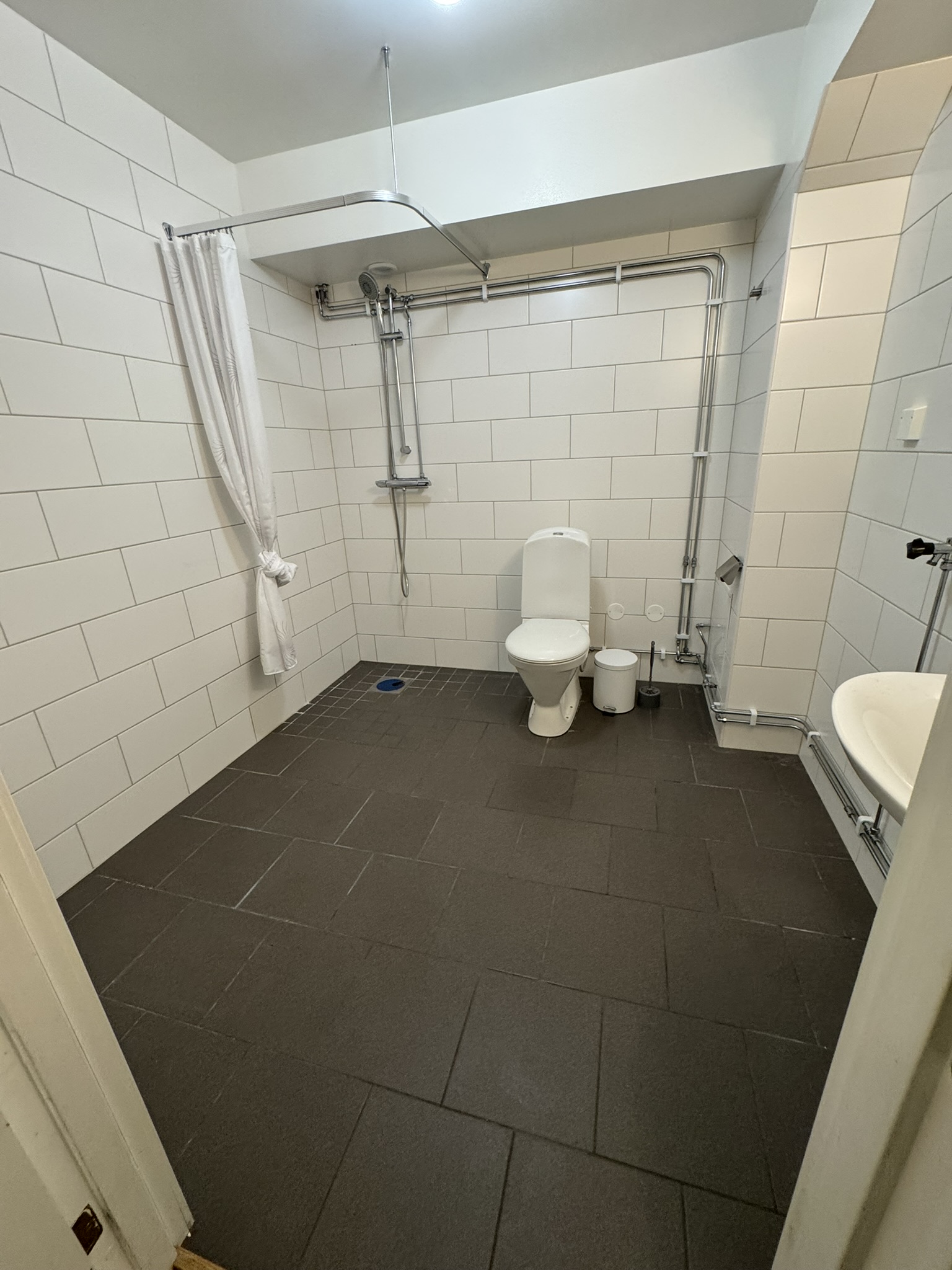 2 rum och kök, Upplands Väsby — 9 900 kr/mån — bild 5