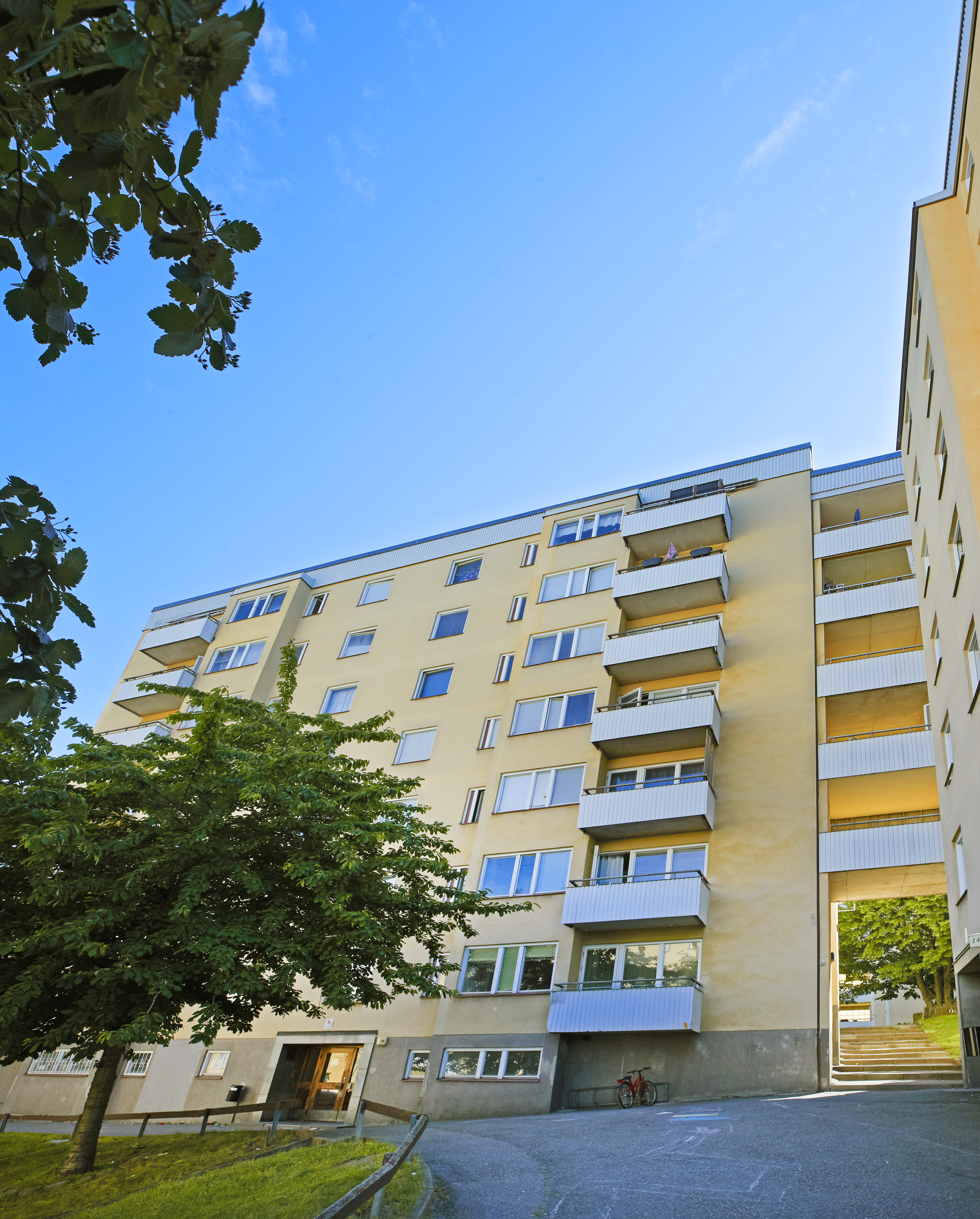 Stångholmsbacken 16 — bild 2