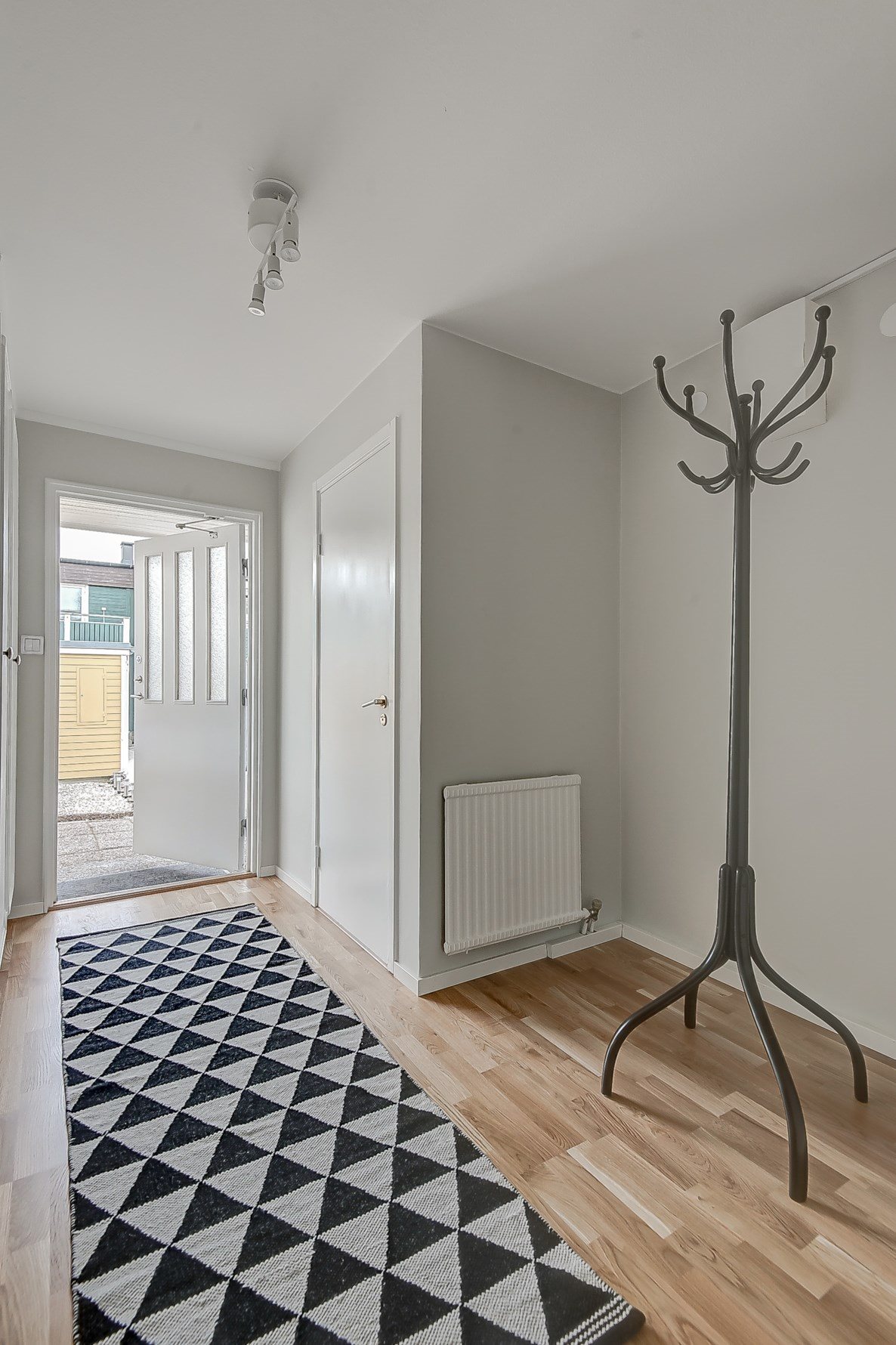 4 rum och kök, Botkyrka — 16 900 kr/mån — bild 4