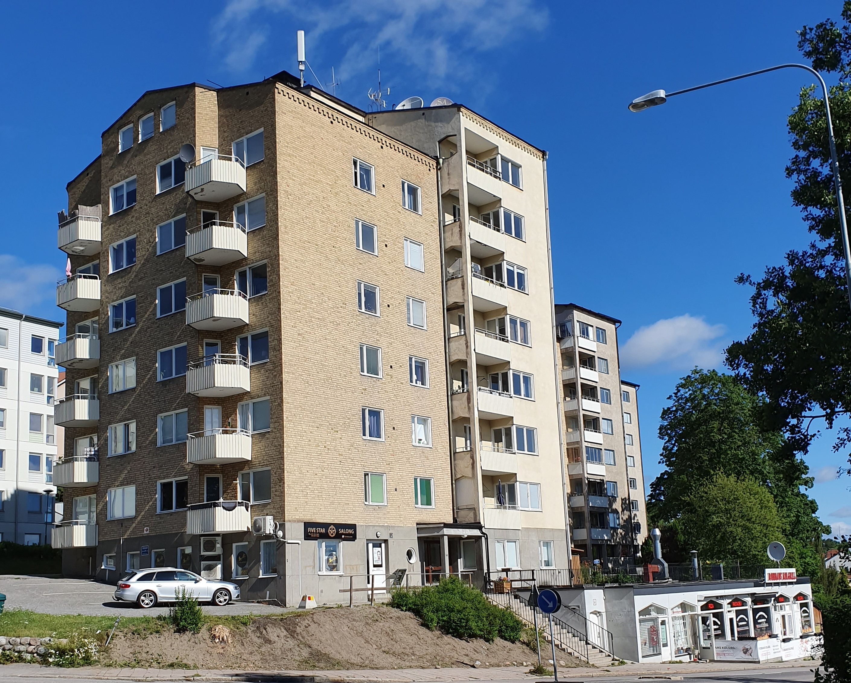2 rum Södertälje — 7 817 kr/mån | Bostadsögat