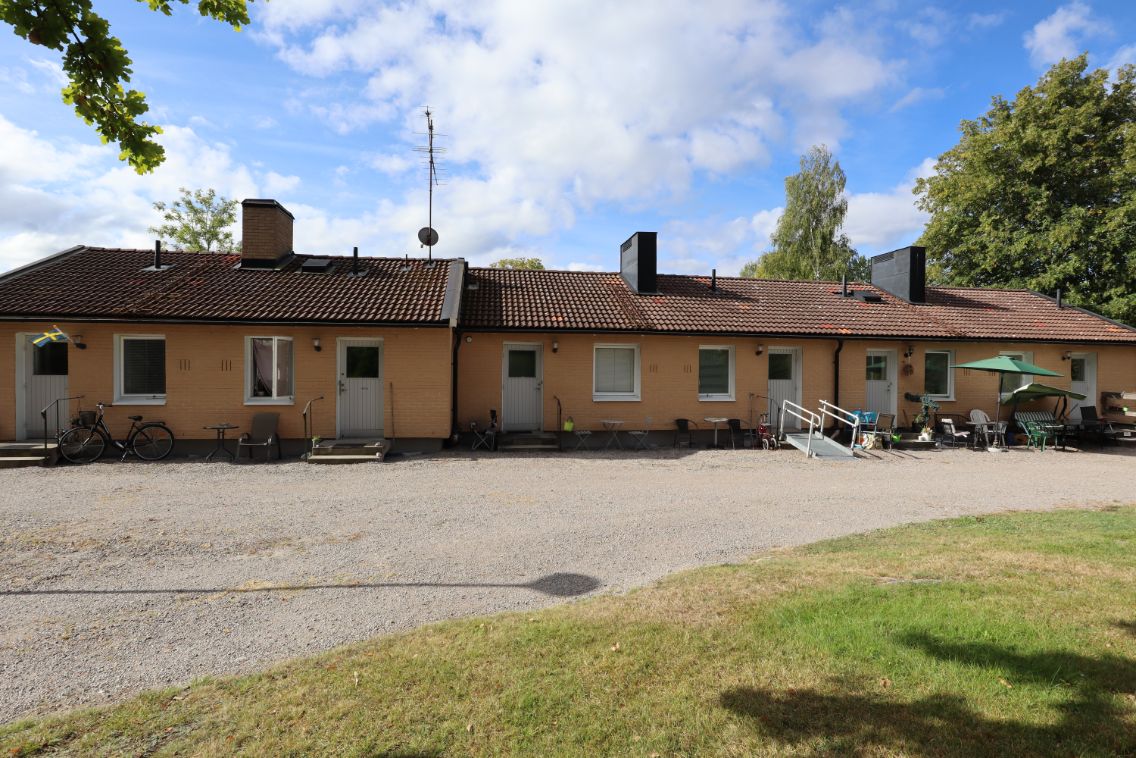 Örebrovägen 428 F — bild 2