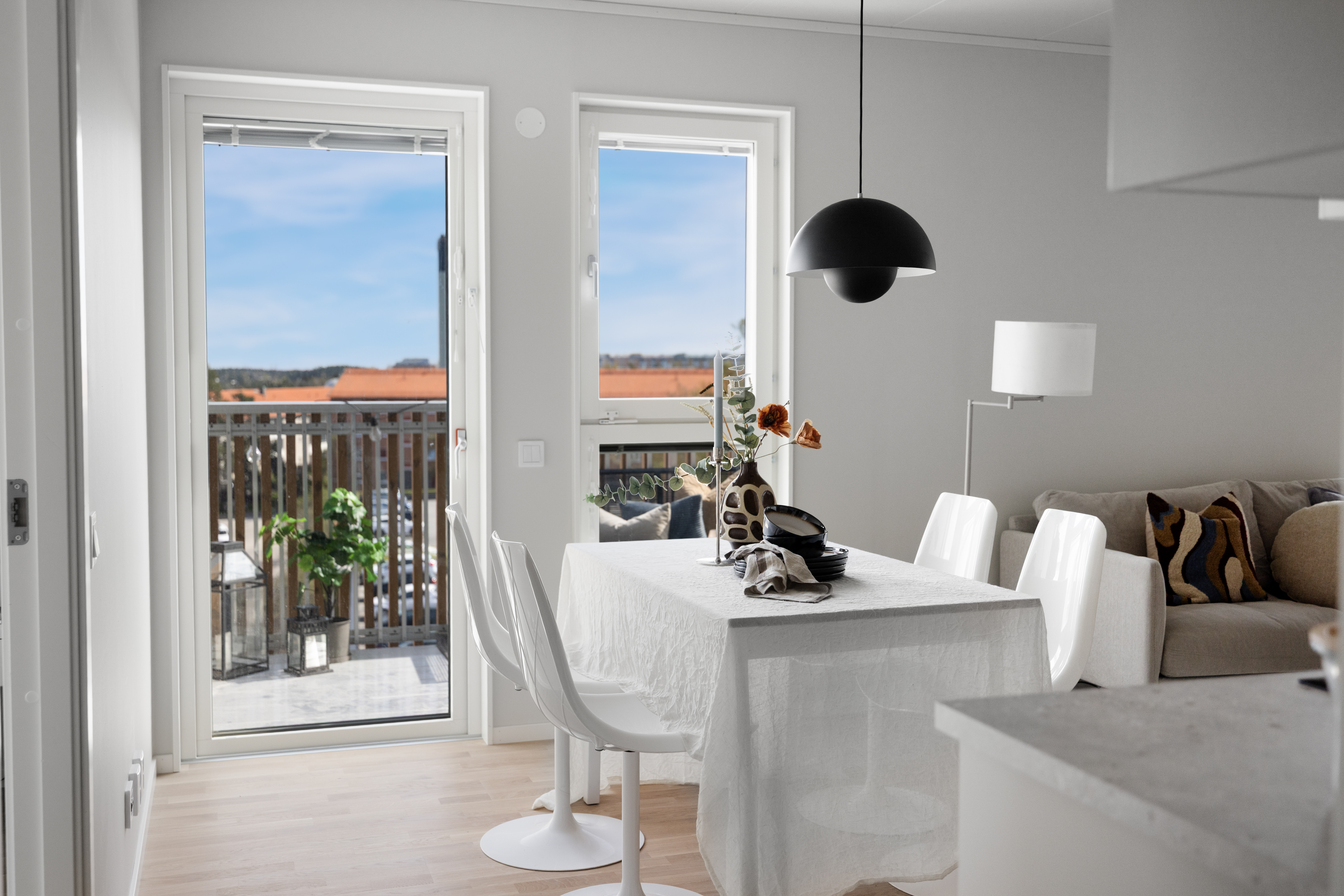 2 rum och kök, Tyresö — 10 834 kr/mån — bild 2