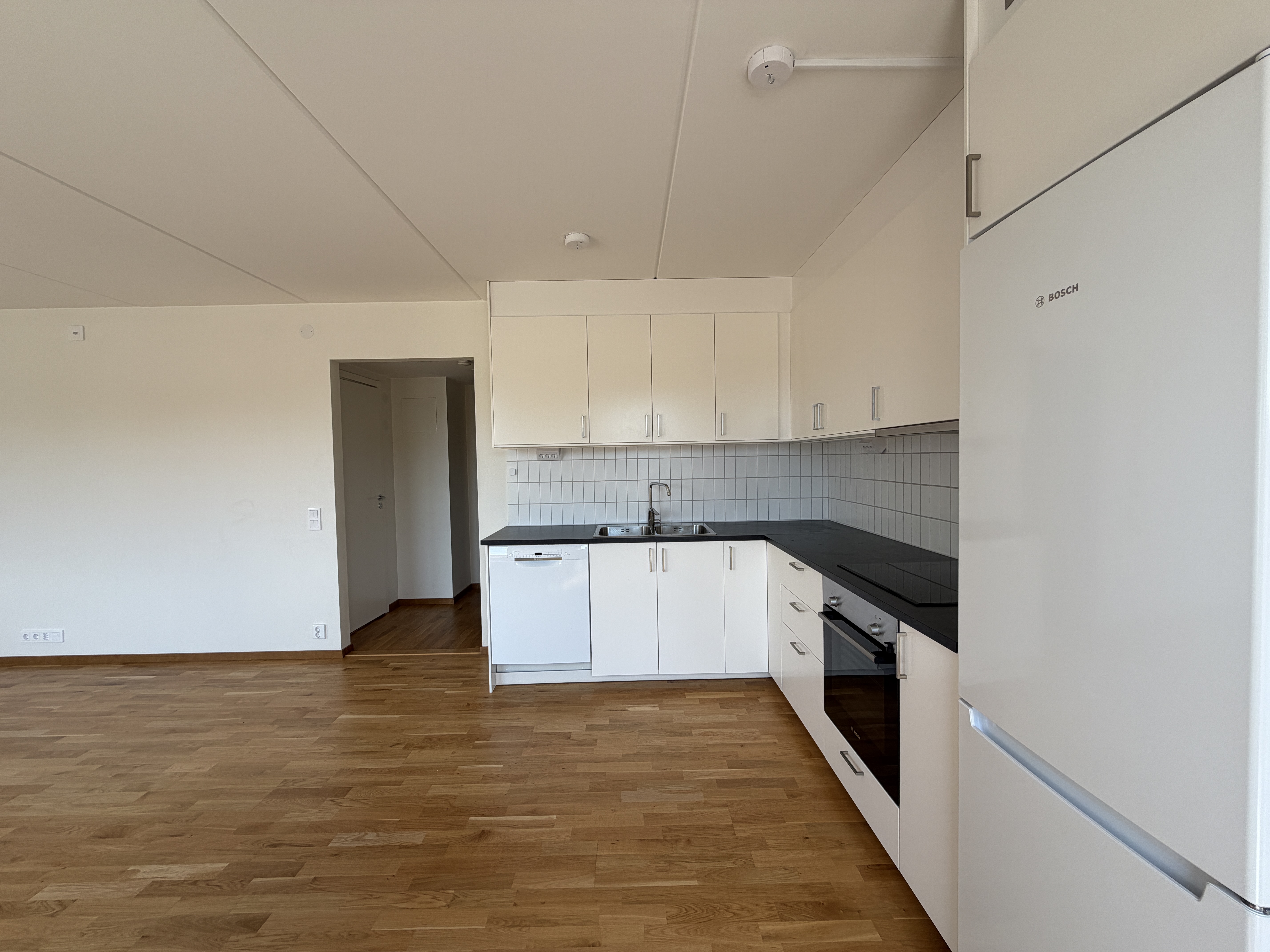 2 rum och kök, Sigtuna — 12 100 kr/mån — bild 4