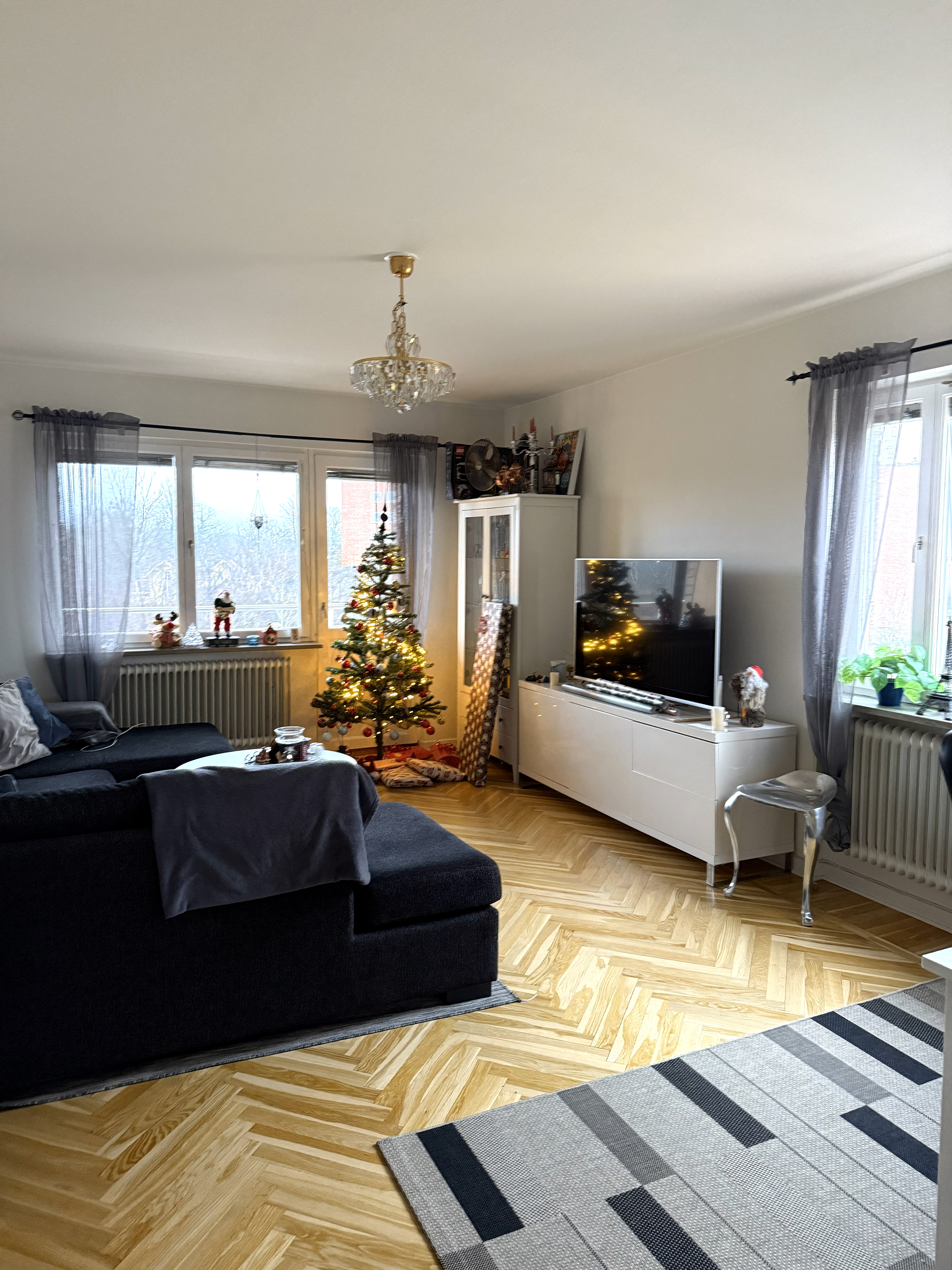 Slottsbacken 5 — bild 2