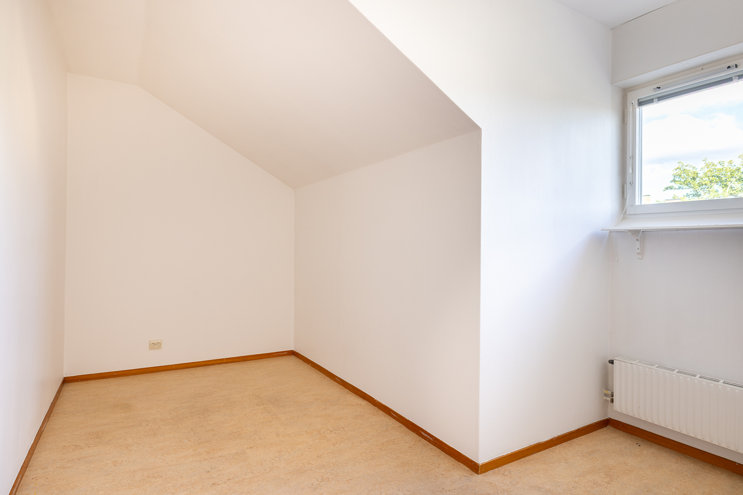 Kraftkärrsvägen 15 B — bild 5