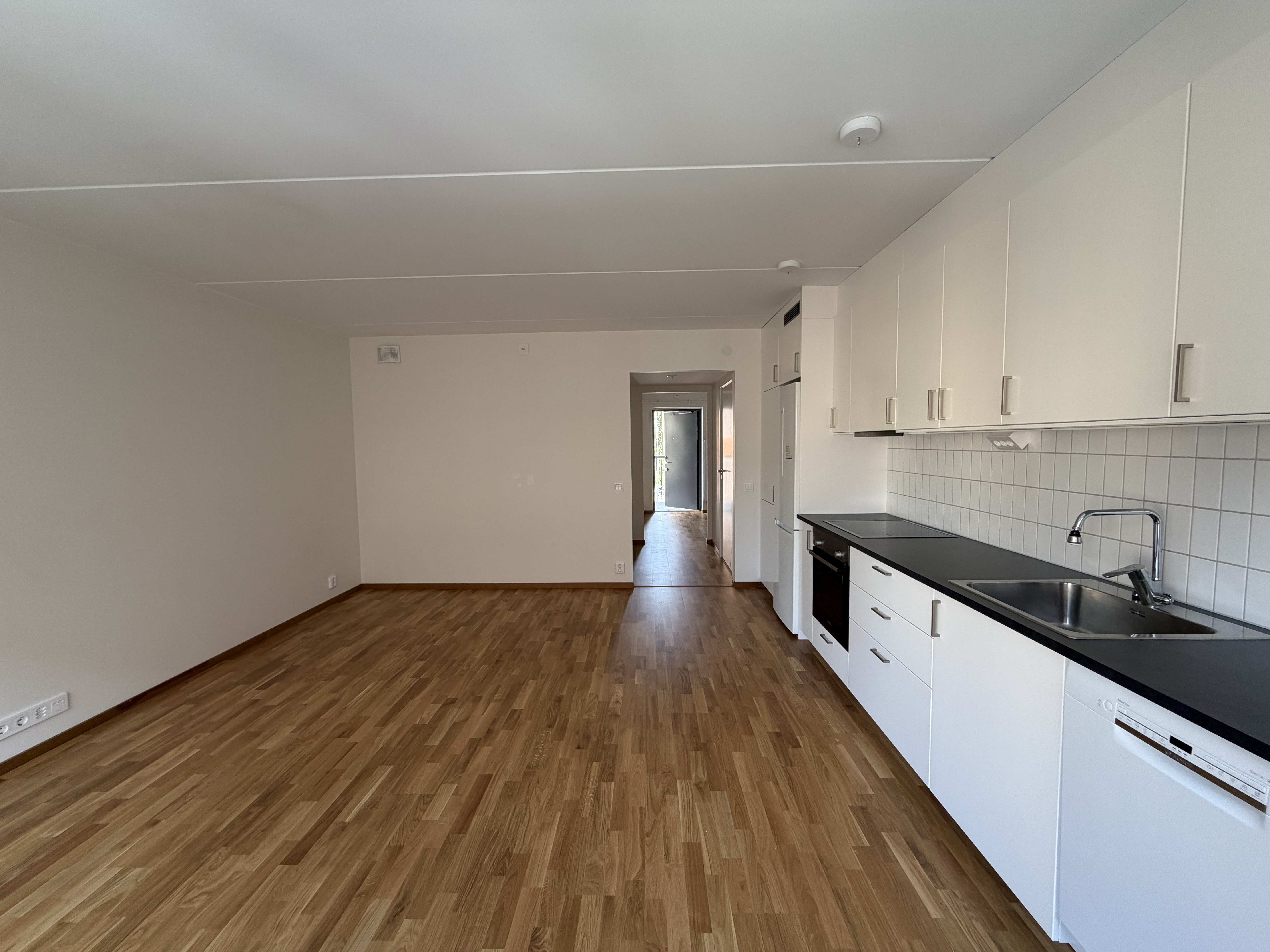 2 rum och kök, Sigtuna — 9 793 kr/mån — bild 4