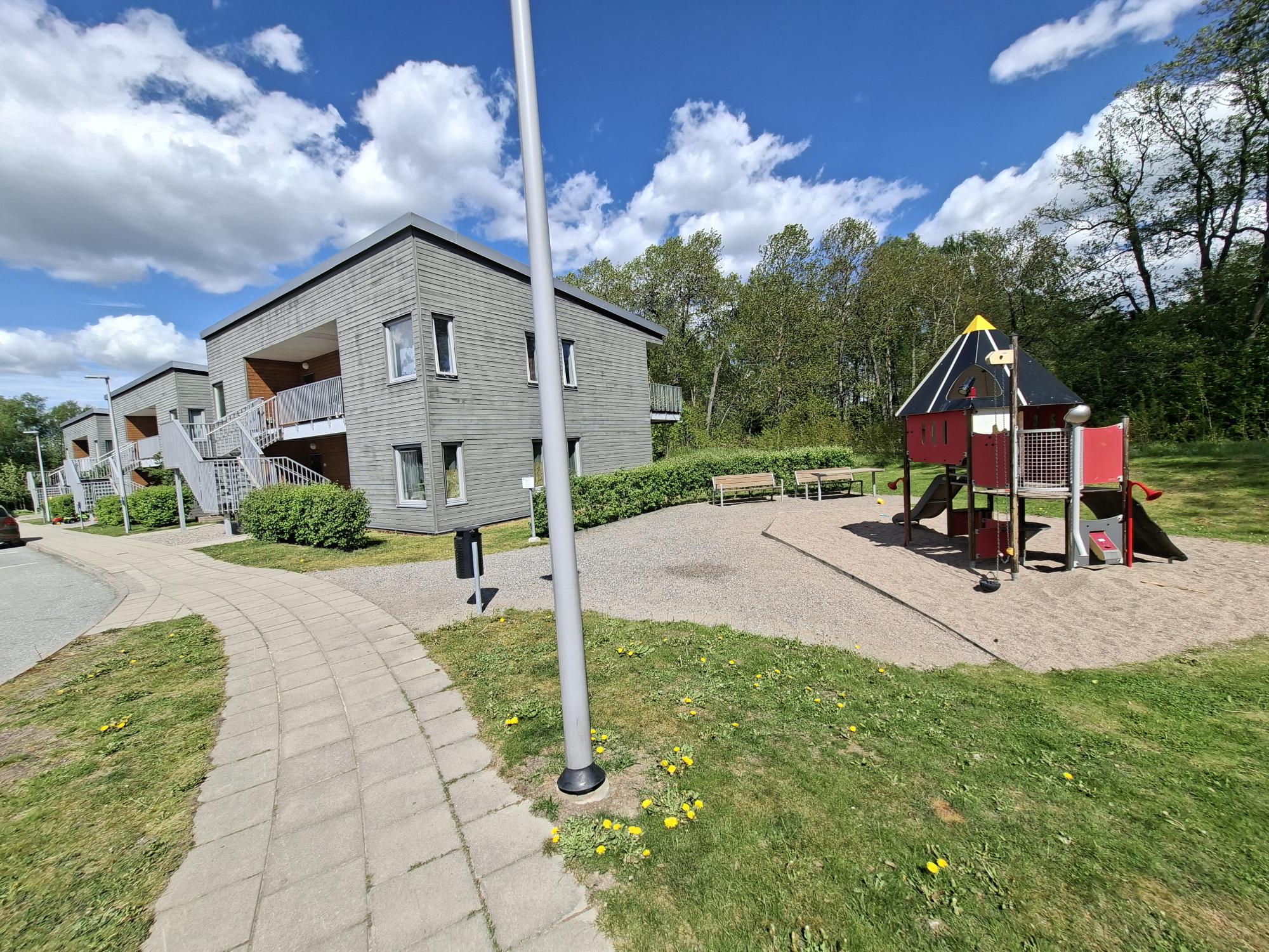 Ribby Allé 85c i Västerhaninge — bild 1 av 5