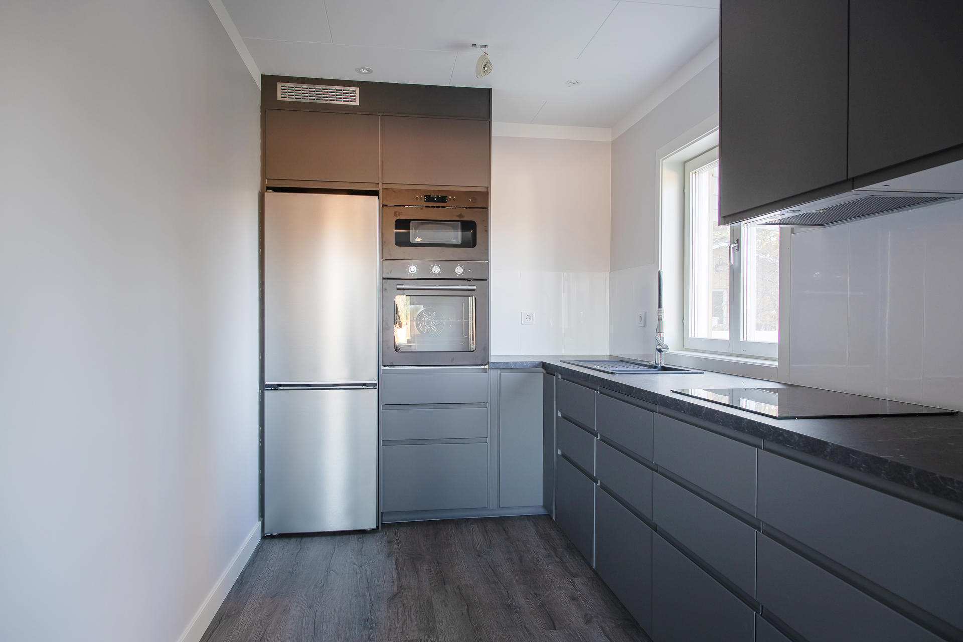 6 rum och kök, Huddinge — 40 000 kr/mån — bild 3