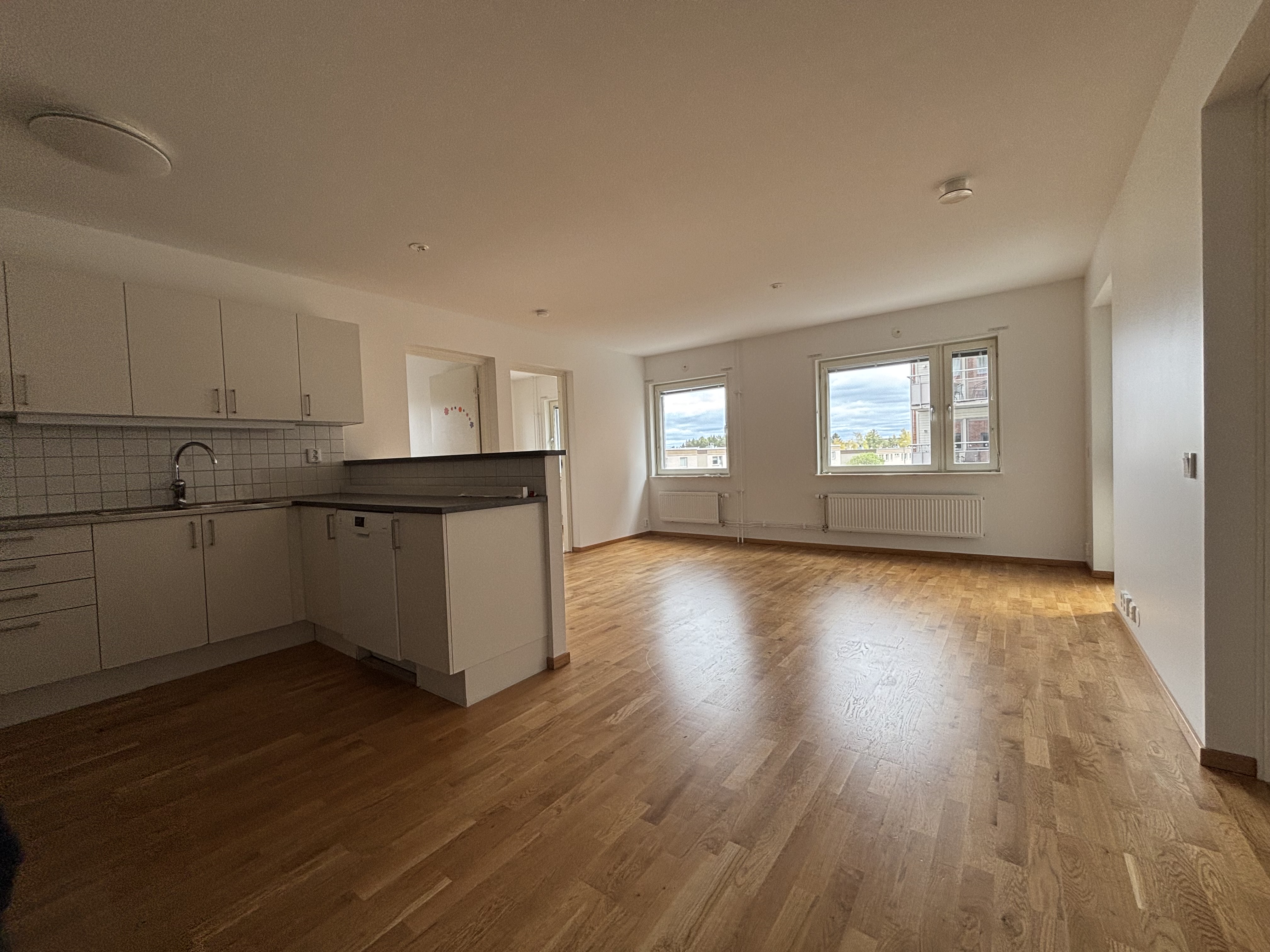 3 rum Upplands-Bro — 11 176 kr/mån | Bostadsögat