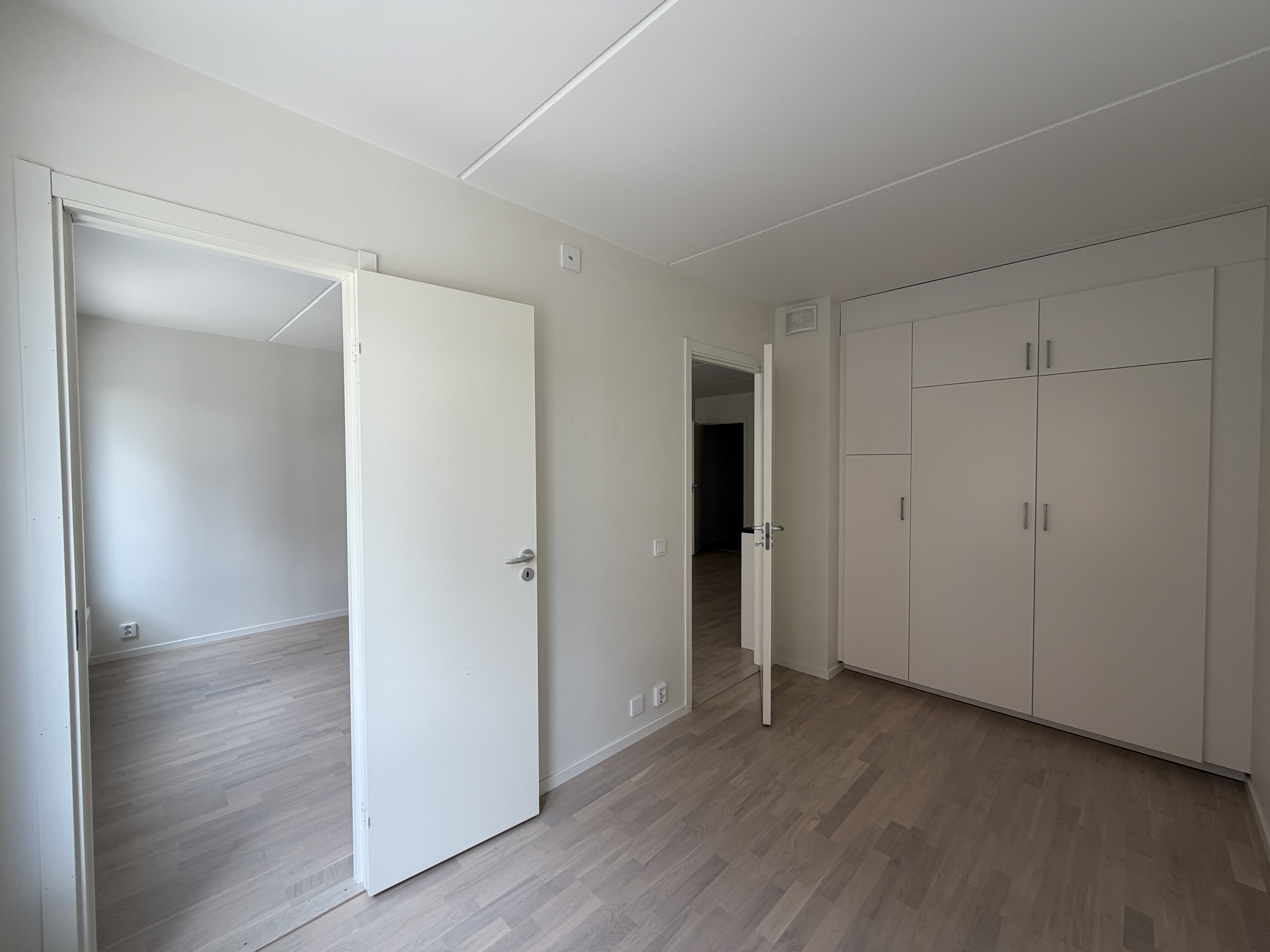 2 rum och kök, Sigtuna — 9 795 kr/mån — bild 3