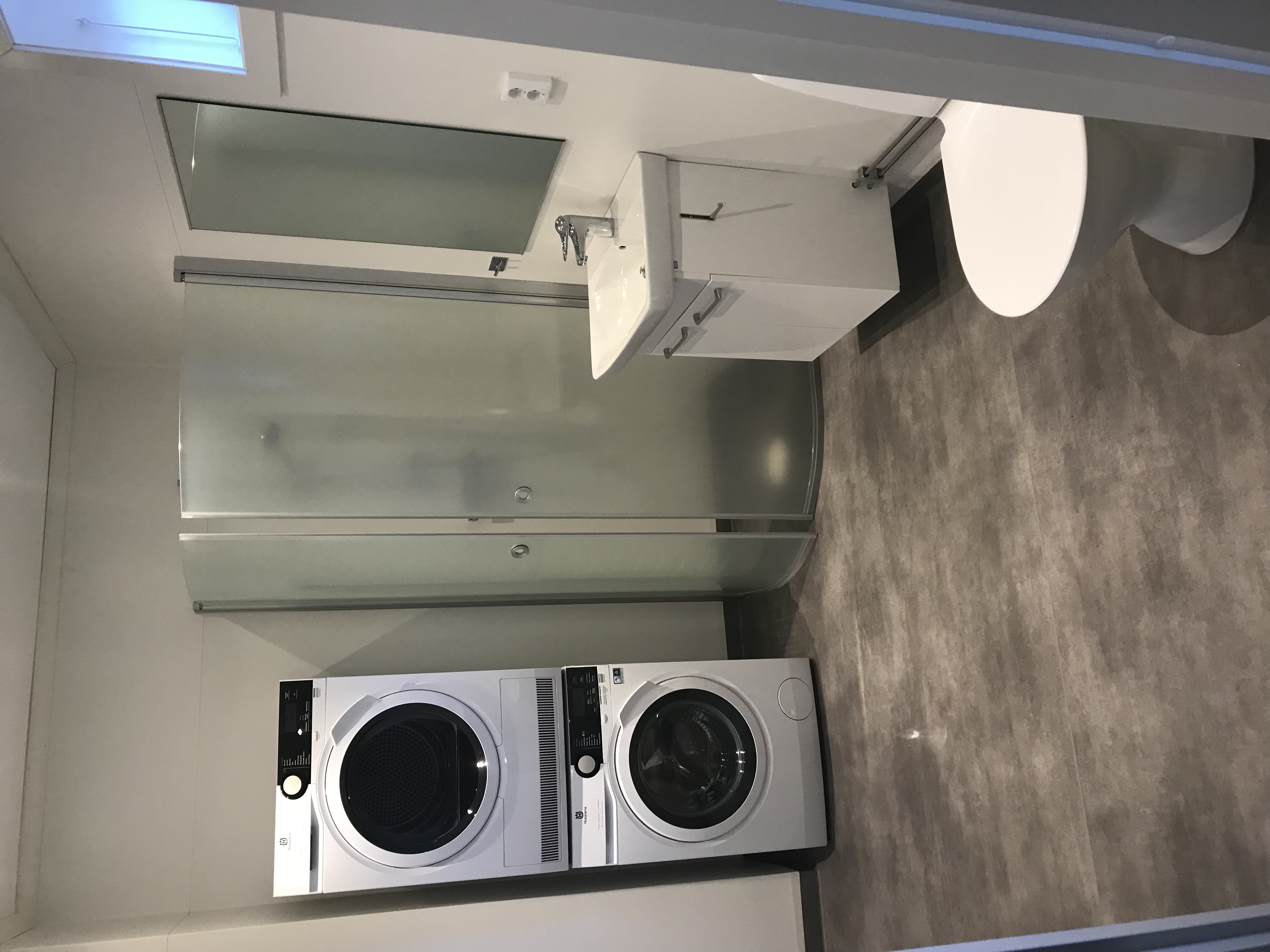 Hällgårdsvägen 27L — bild 4