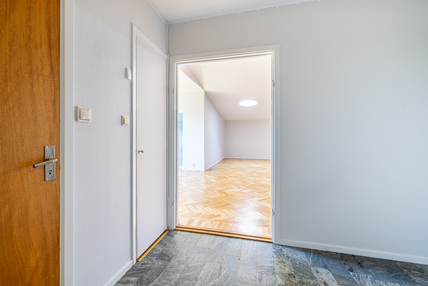 Norra Storängsvägen 38 — bild 2