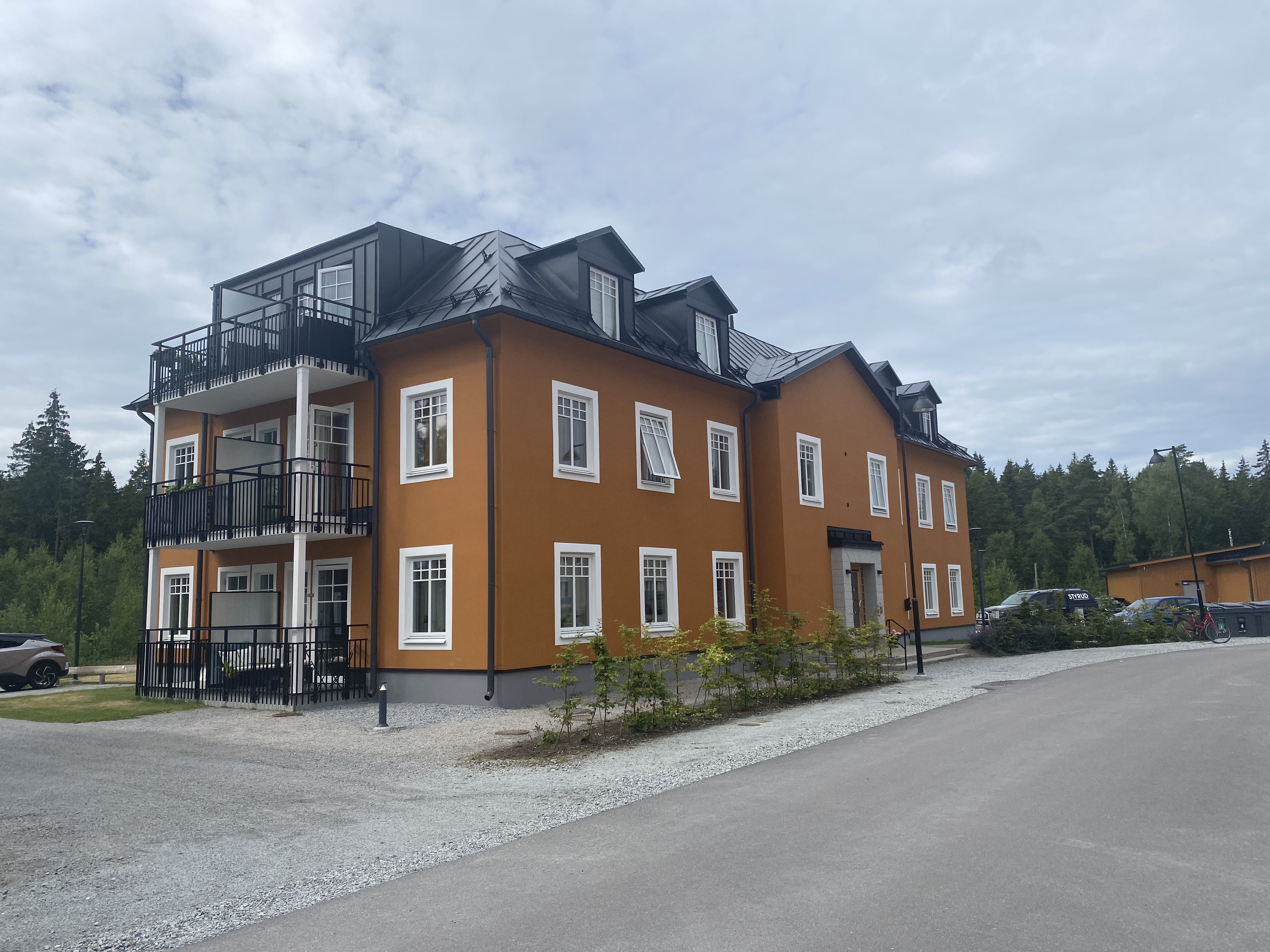 Keramikens väg 96