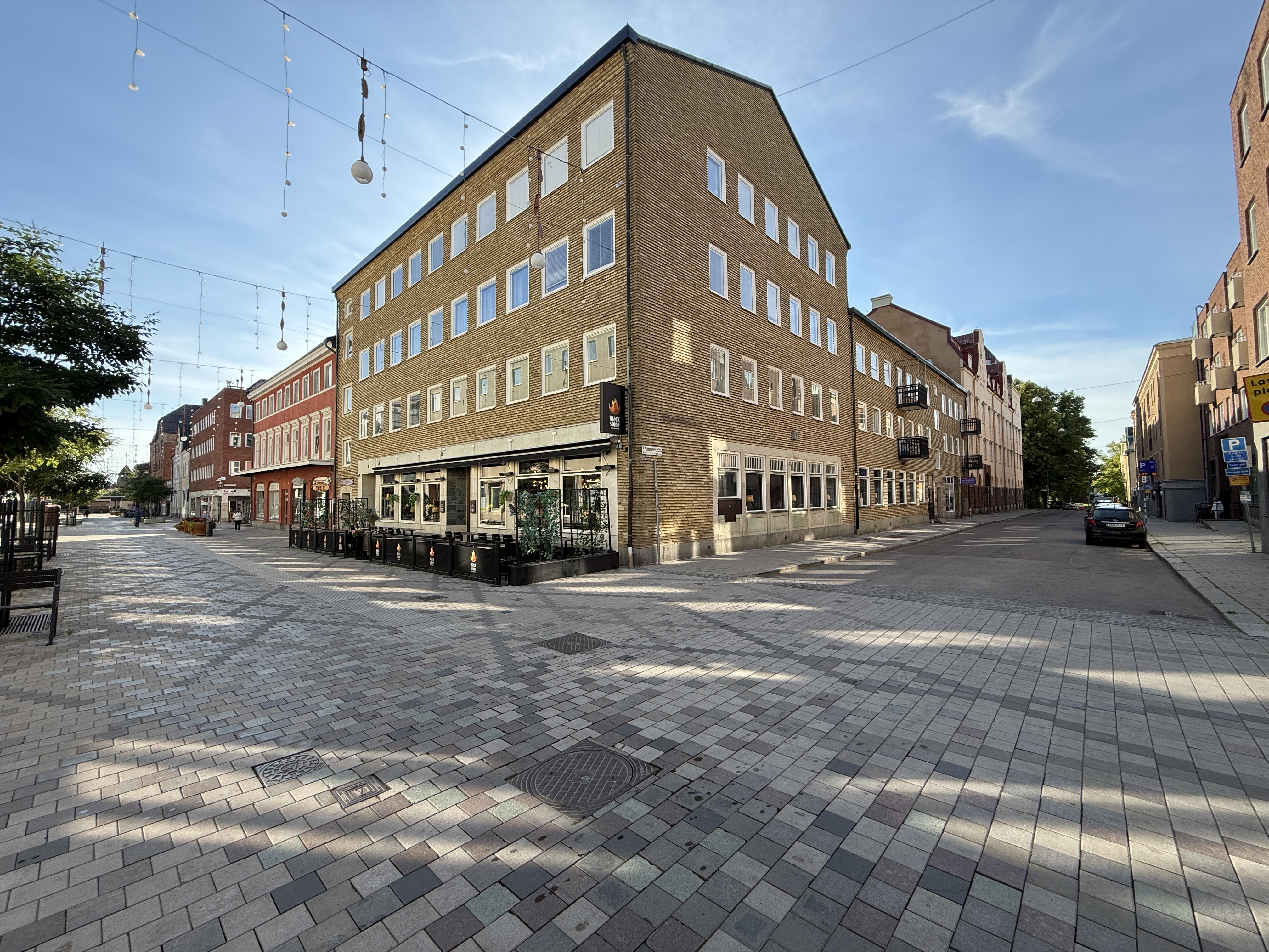 Drottninggatan 28