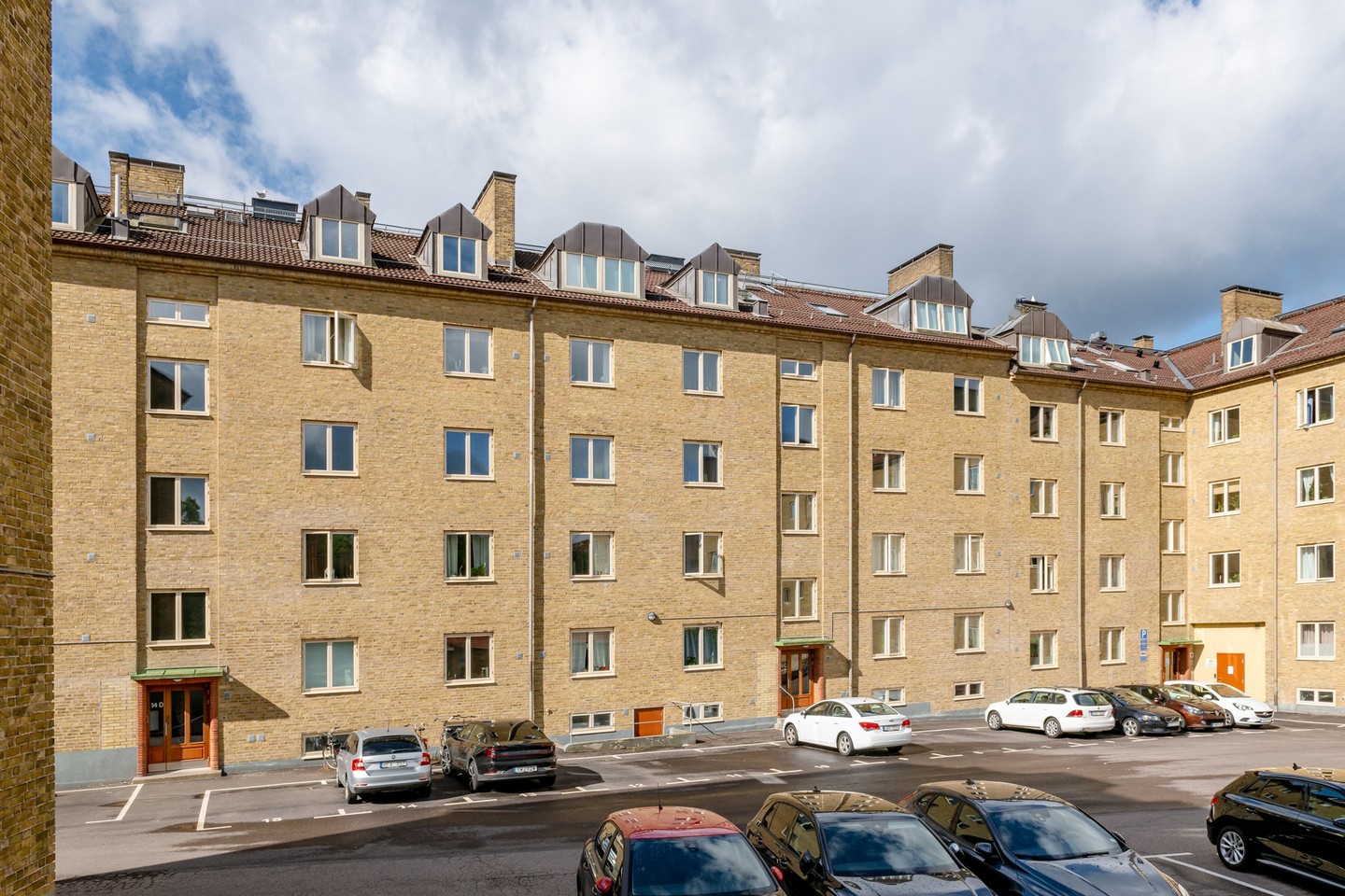 Hjälmshultsgatan 14A