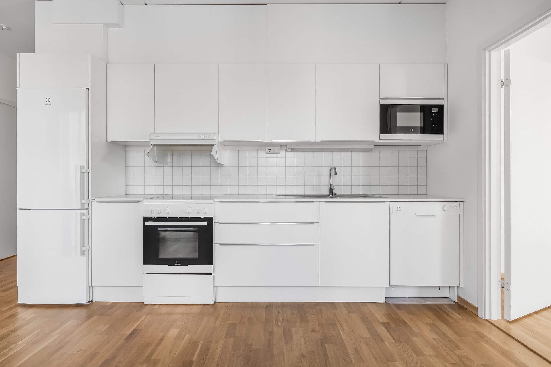 1 rum och kök, Täby — 8 396 kr/mån — bild 3