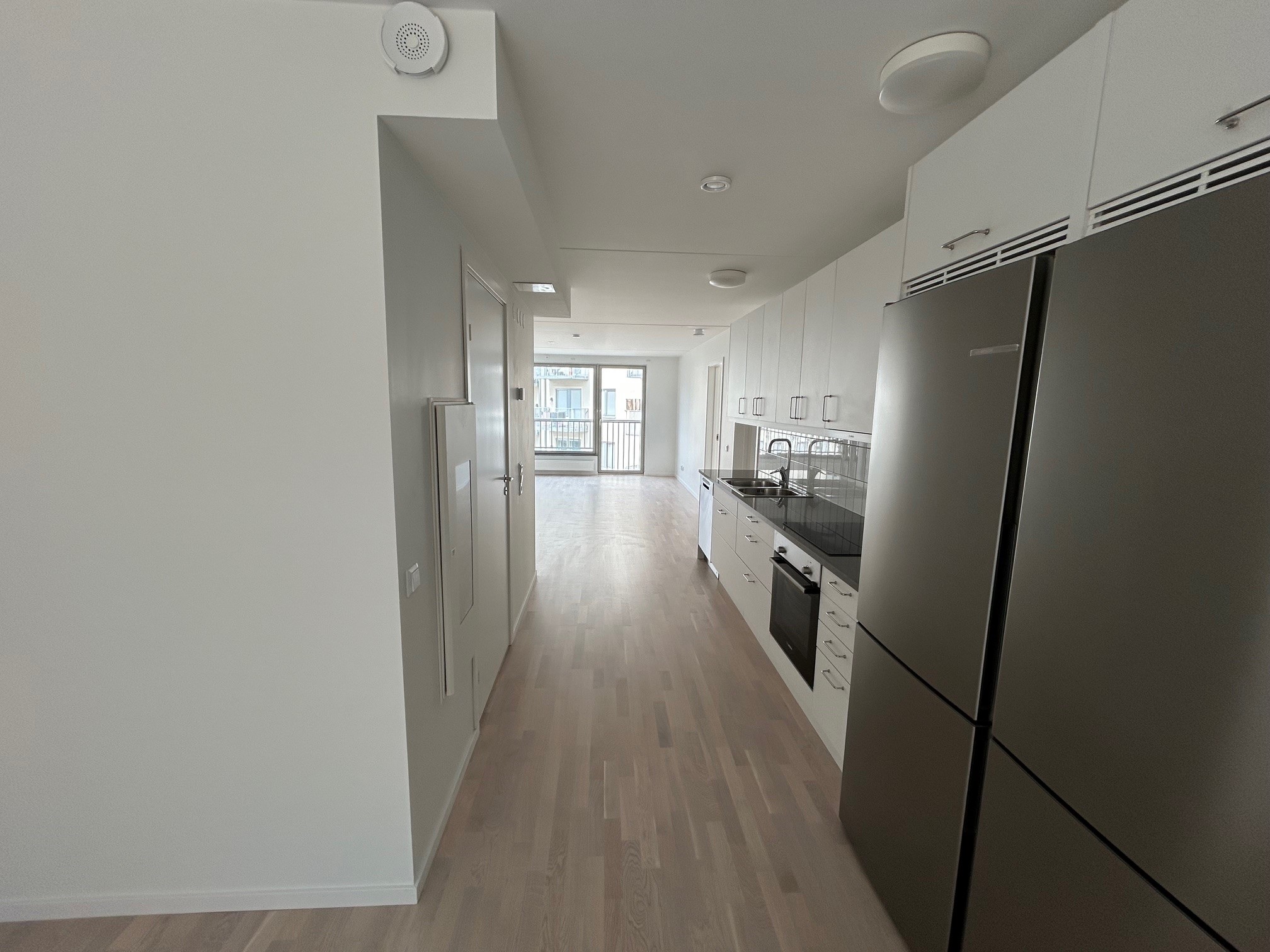 3 rum och kök, Skärholmen — 17 297 kr/mån — bild 2