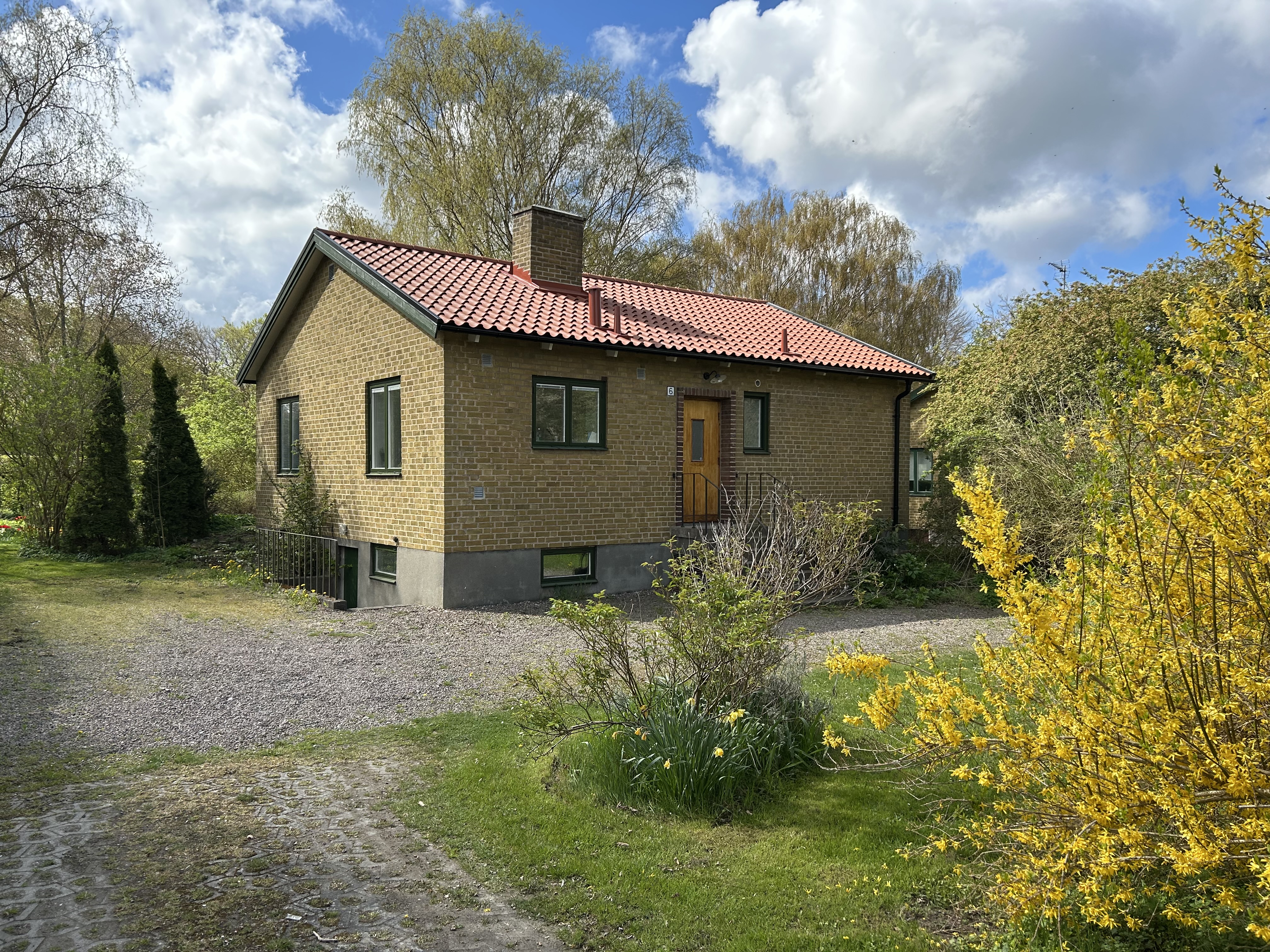 Radhusvägen 6 — bild 1