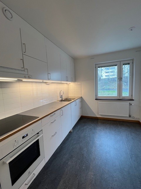 Ankdammsgatan 13 i Solna