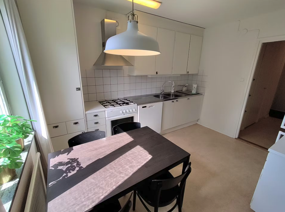 3 rum och kök, Skärholmen — 15 500 kr/mån — bild 5