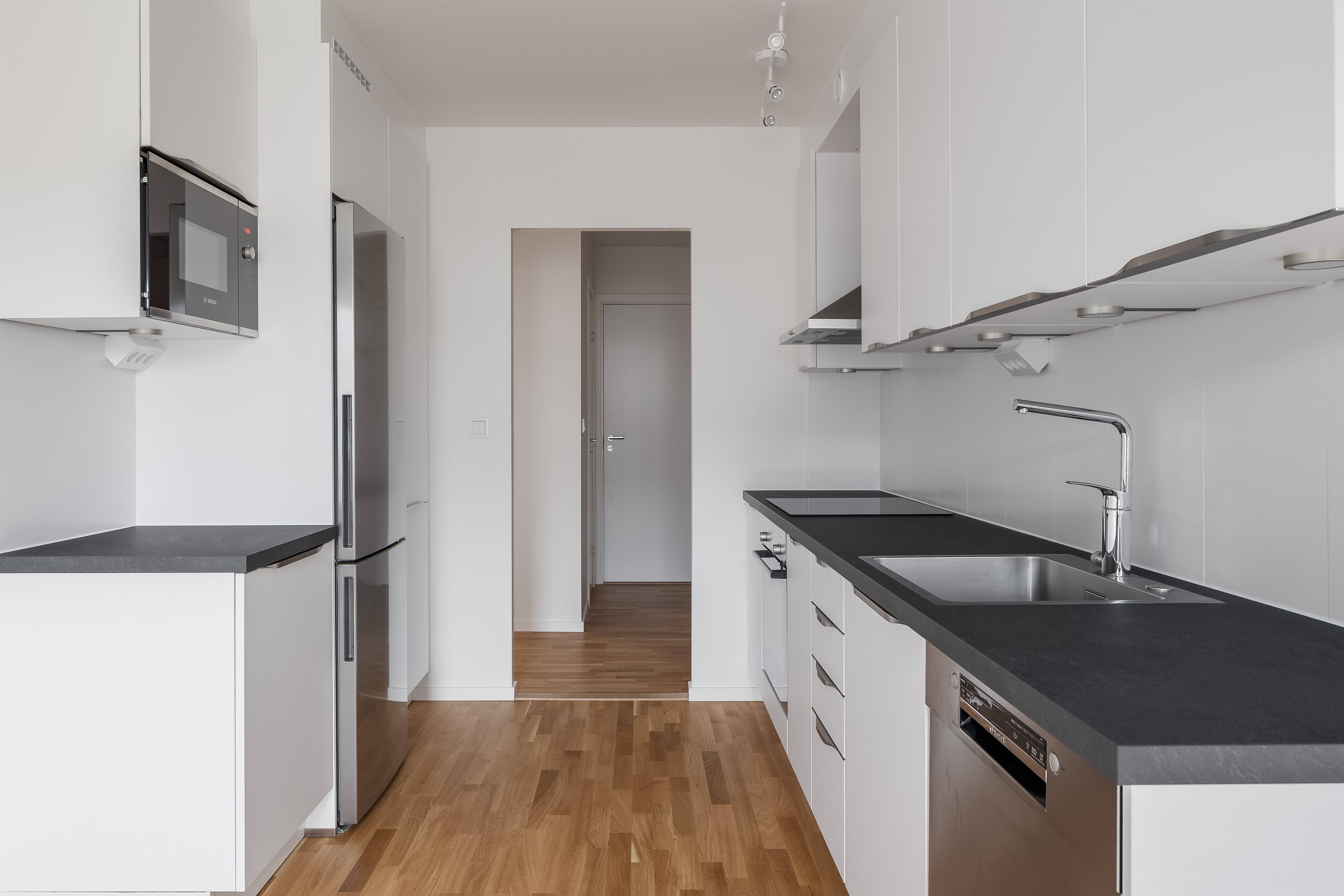 2 rum och kök, Huddinge — 8 831 kr/mån — bild 3