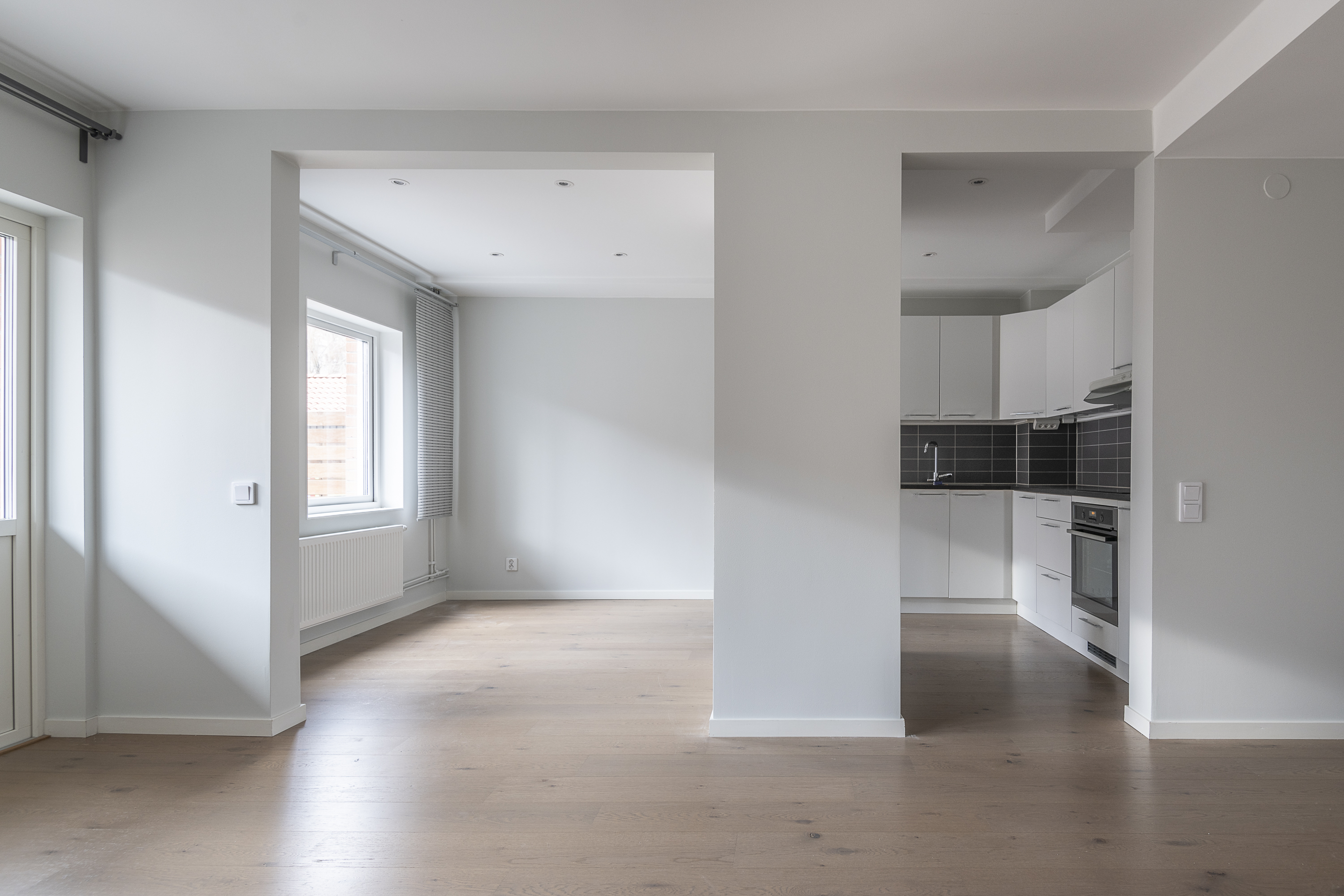 2 rum och kök, Sollentuna — 13 000 kr/mån — bild 2