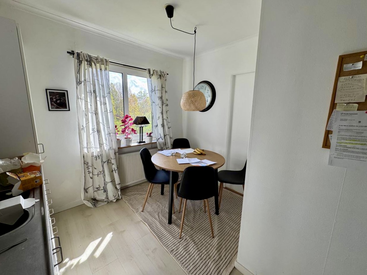 Dingelsundsvägen 30b — bild 1