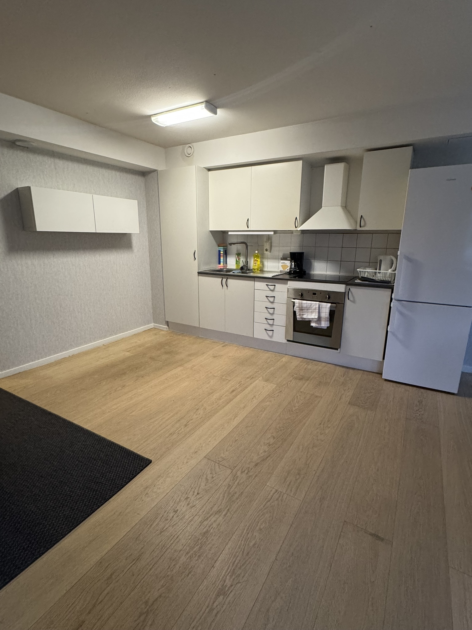 2 rum och kök, Upplands Väsby — 9 900 kr/mån — bild 3
