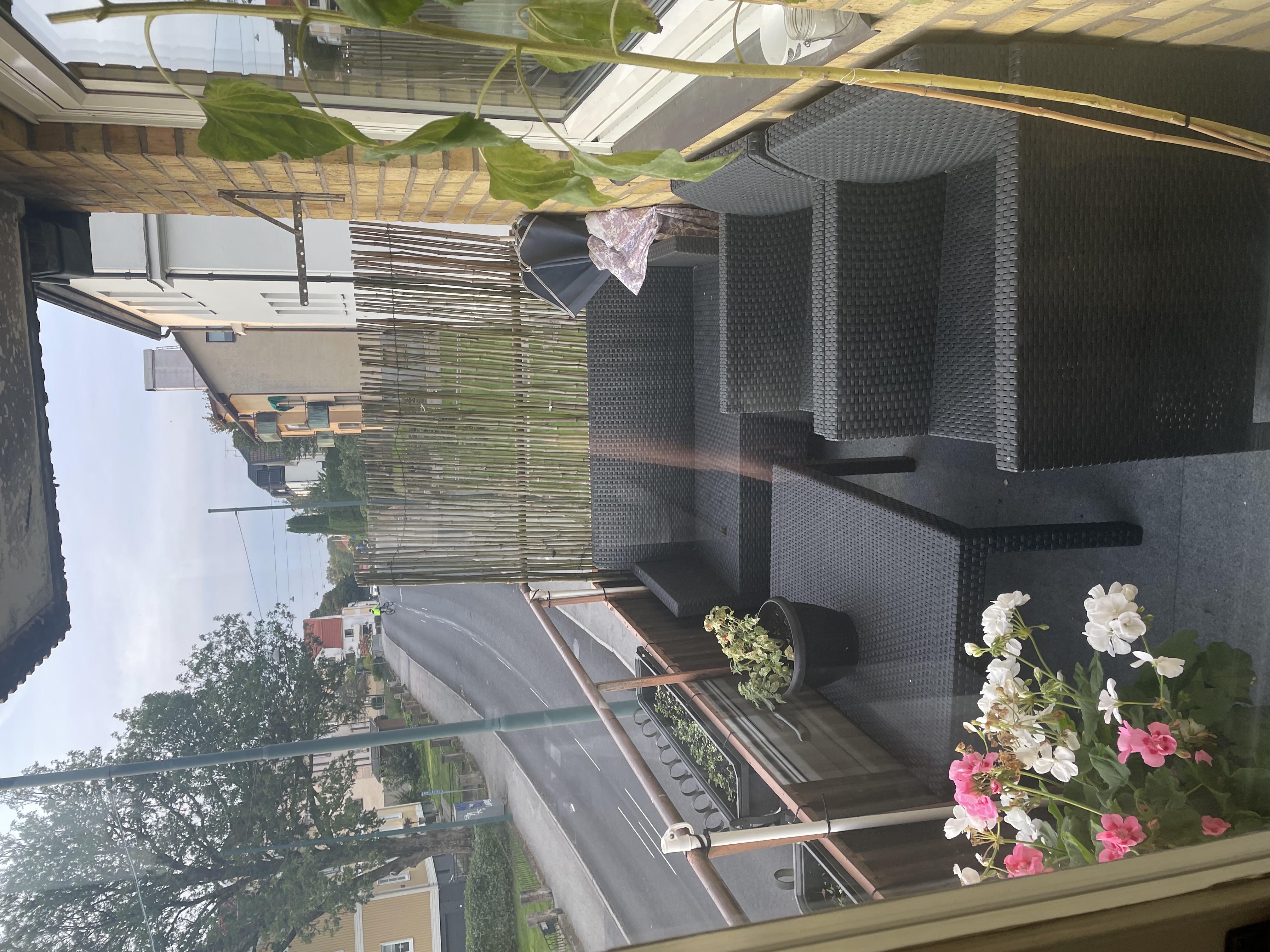 Fjärde Villagatan 29 — bild 2 av 5