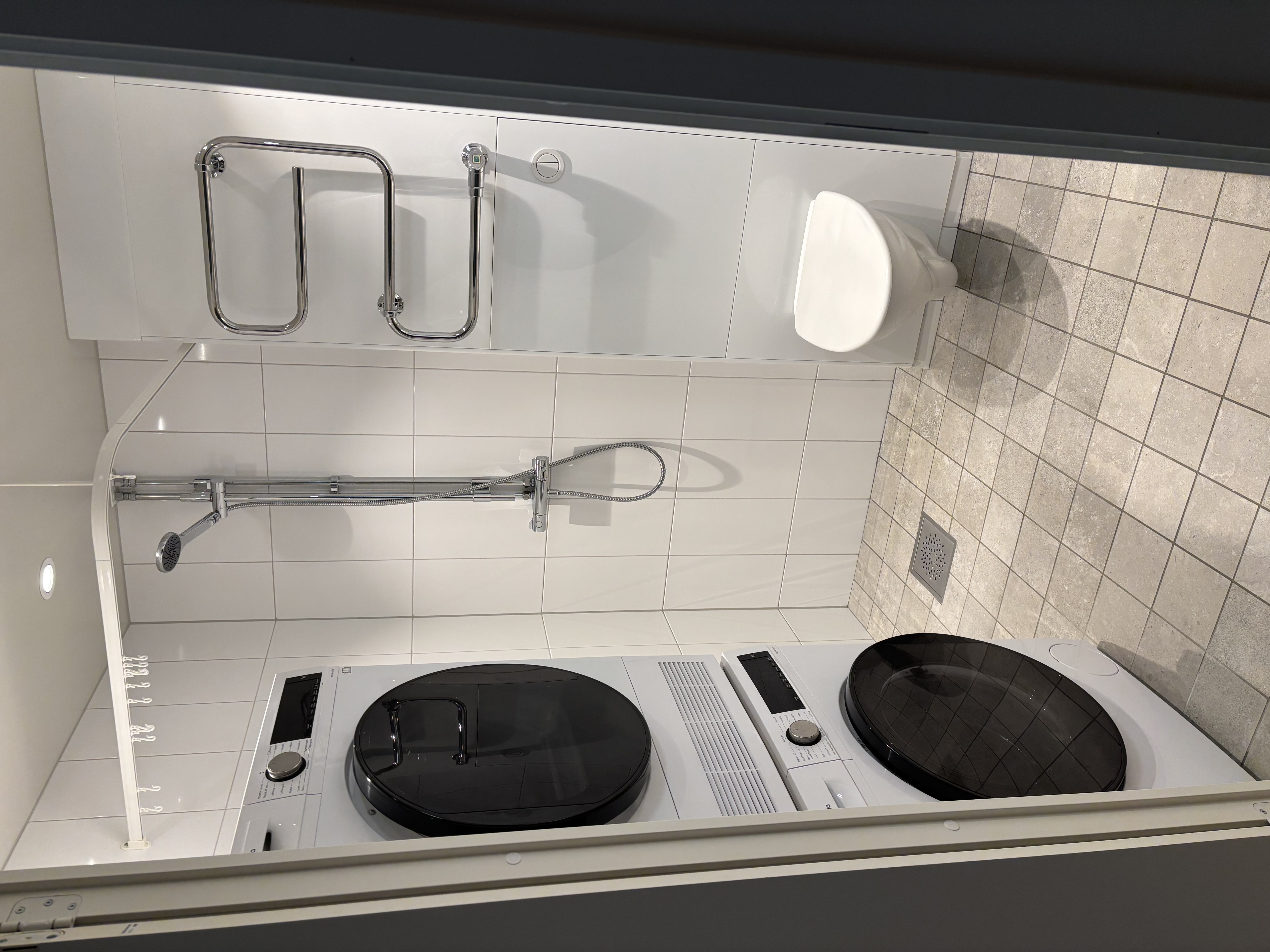 2 rum och kök, Botkyrka — 11 695 kr/mån — bild 2