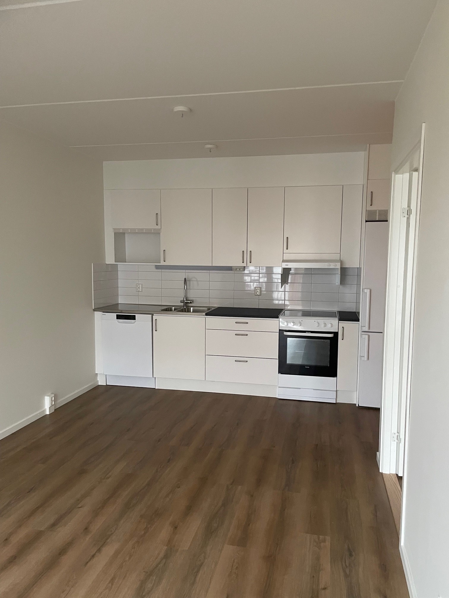 2 rum och kök, Haninge — 10 974 kr/mån — bild 4